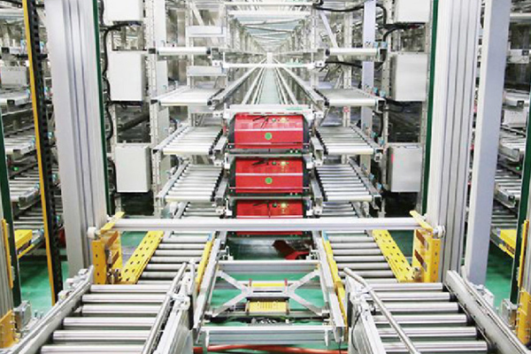 多層穿梭車